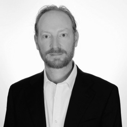 scott-bennett-headshot-250