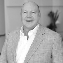 thomas-hawkes-headshot-250